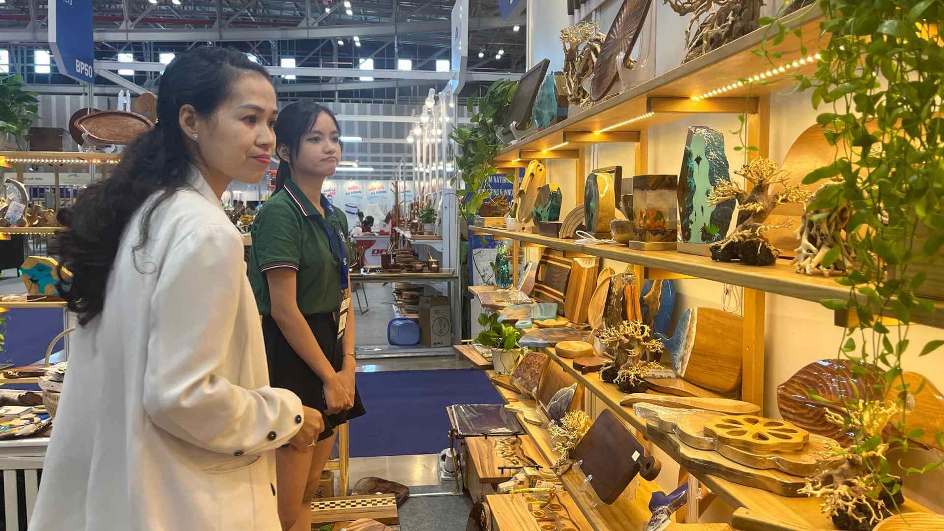 epoxy products are hot items of our booth at Vietnam EXPO 2024, we stands out as leading wooden products manufacturer