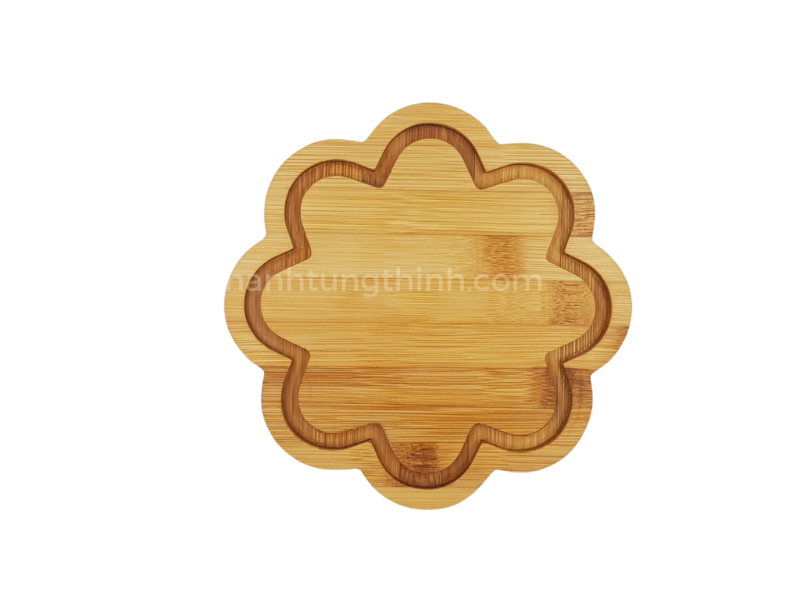 Manufacturer of cutting boards and decorative food trays for children.