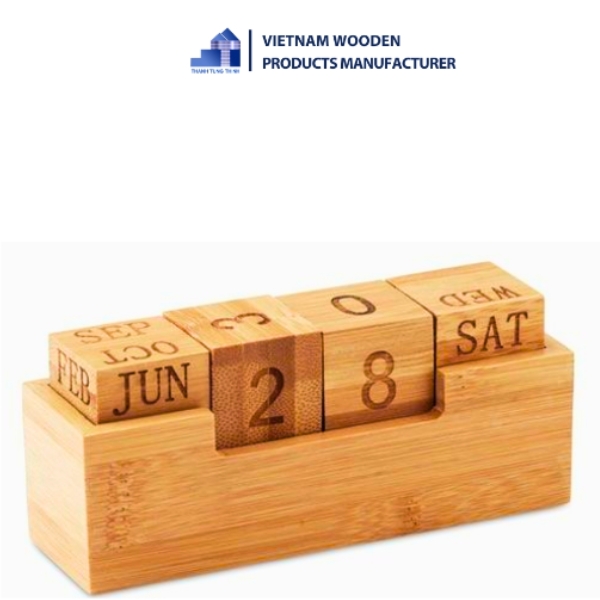 wooden-desk-calendars-4.jpg