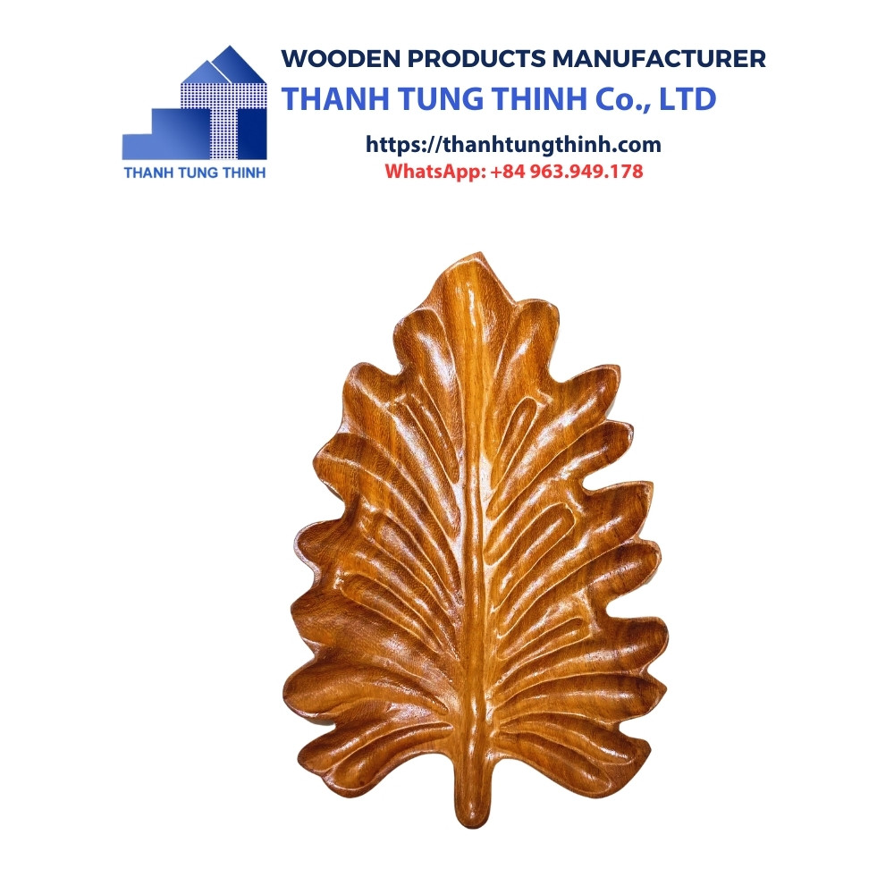Wholesaler Wooden Tray designed in the shape of a leaf
