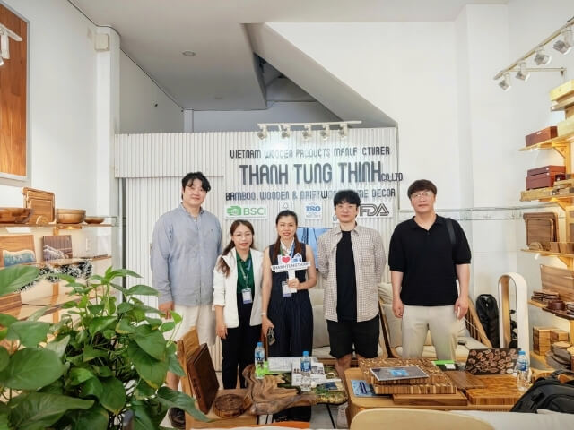 International partners of Thanh Tung Thinh 12
