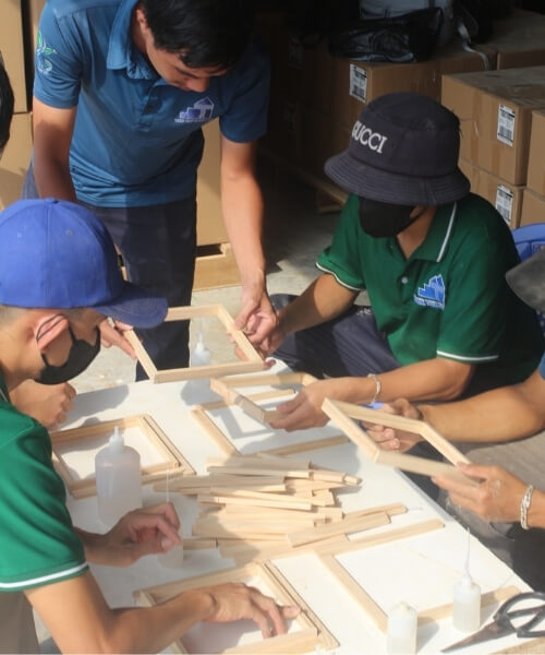Workers operating at Thanh Tung Thinh factory 62