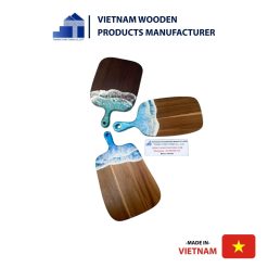 Clear carvings epoxy cutting board