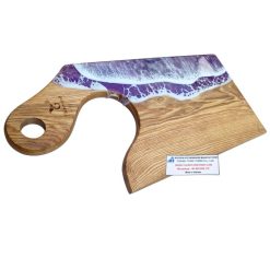 Wood crafted edges cutting board