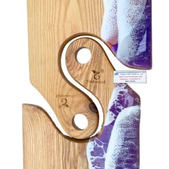 Wood crafted edges cutting board