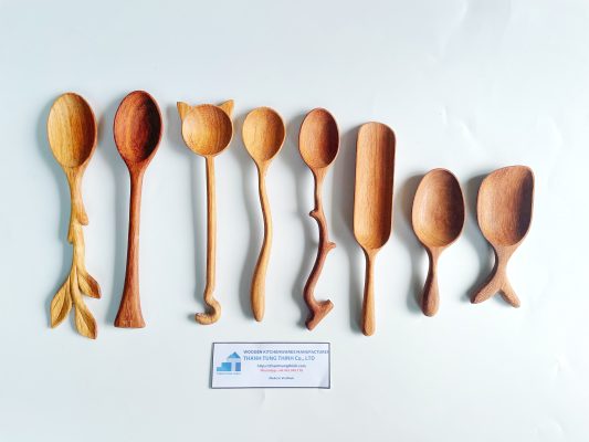 designed wooden spoons
