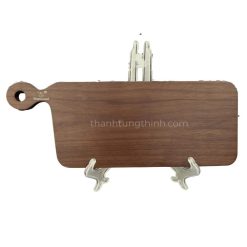 Alternative view of Rectangular Walnut Cutting Board with Handle