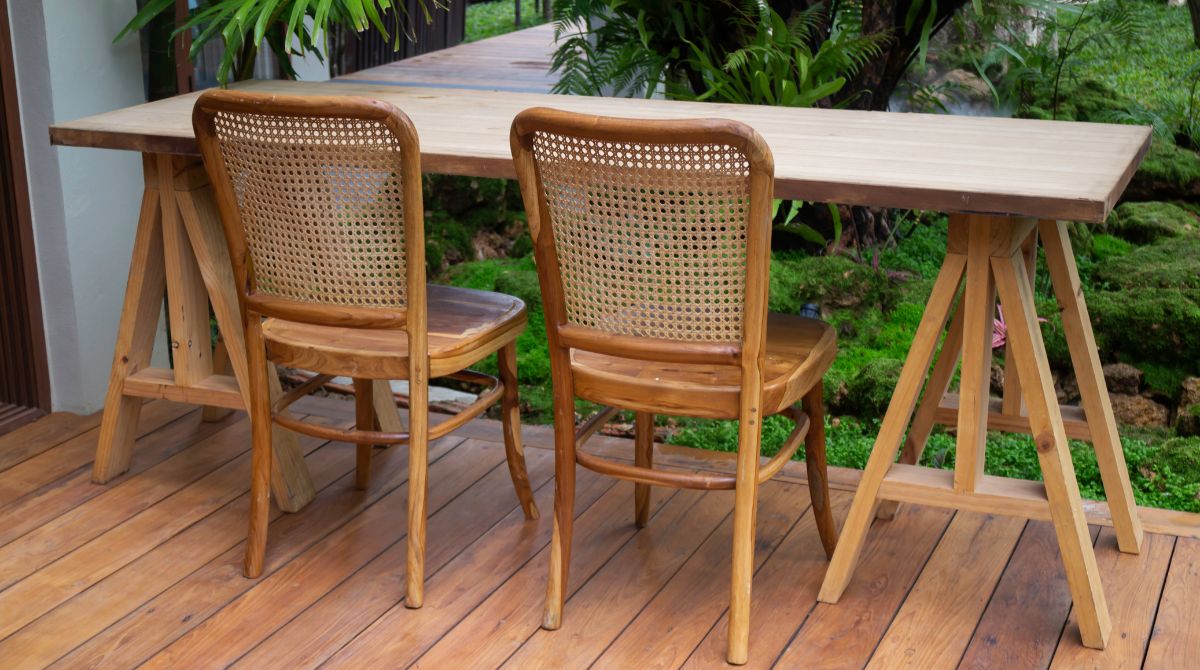 Wholesale wooden furniture from manufacturer