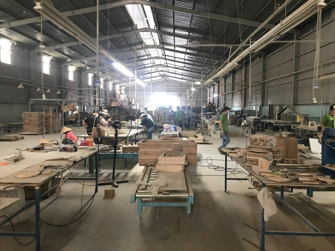 Packing process factory of bonsai driftwood manufacturer 24