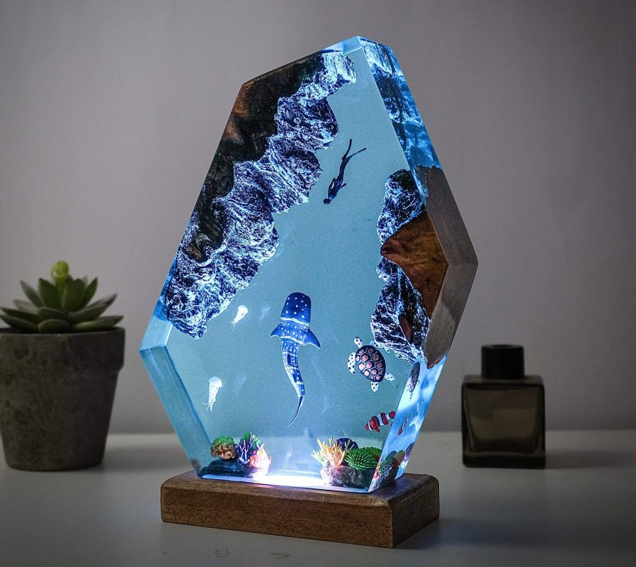 Aesthetic appeal of epoxy wood lamps