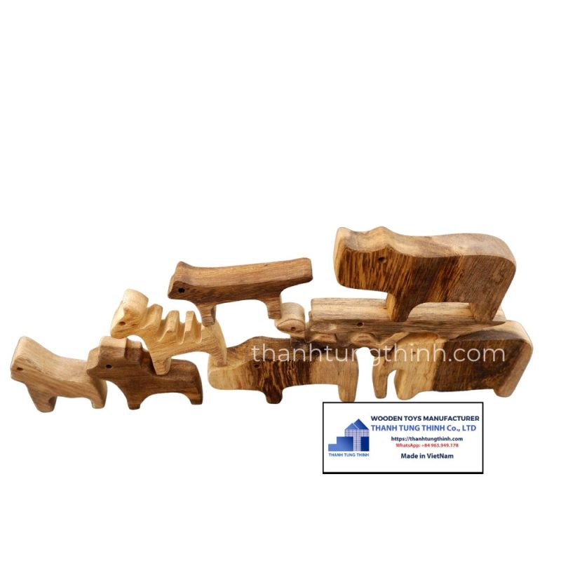 animal pieces of wooden montessori toy set