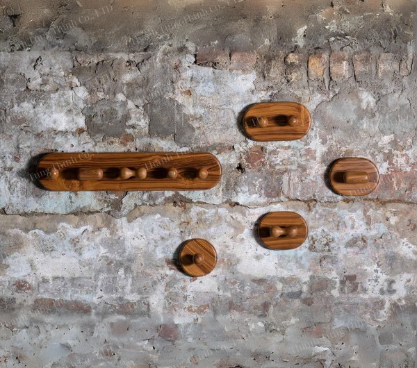 Wall Wooden Knob Hangers