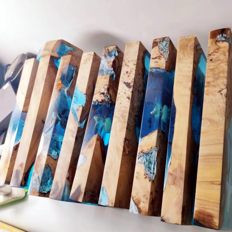 The use of natural elements makes every piece special