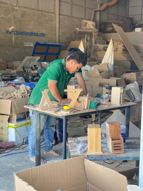 Wooden houseware manufacturers