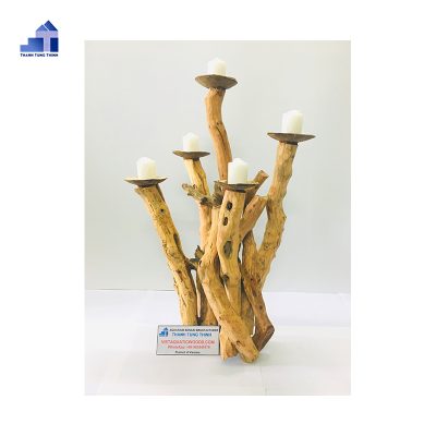 Vertical driftwood candle holder