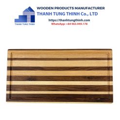 Rectangular Wooden Cutting Board with Grain from Larger to Smaller