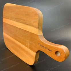Alternative view of Fan-Shaped Wooden Cutting Board with a Handle