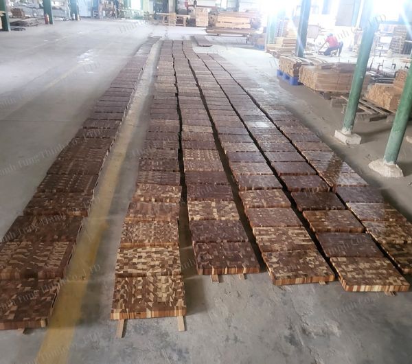 Cutting Board Manufacturer