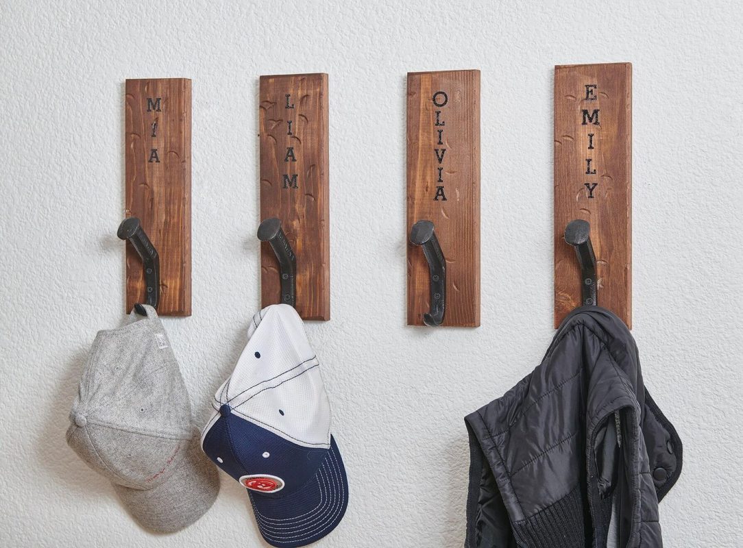 Personalized wooden wall hangers
