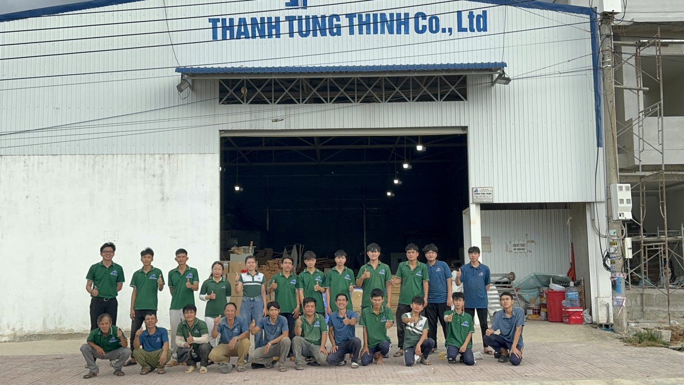 Thanh Tung Thinh factory with diverse range of wooden products