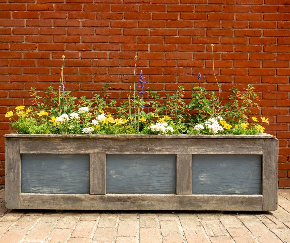 Compartment Flower Box is being favoured by its convenience and uniqueness