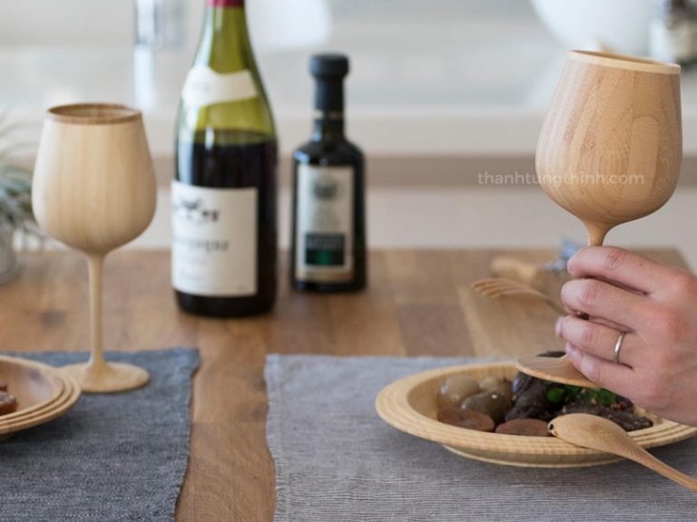 Wooden Glass Holders for lounge & bar at hotels