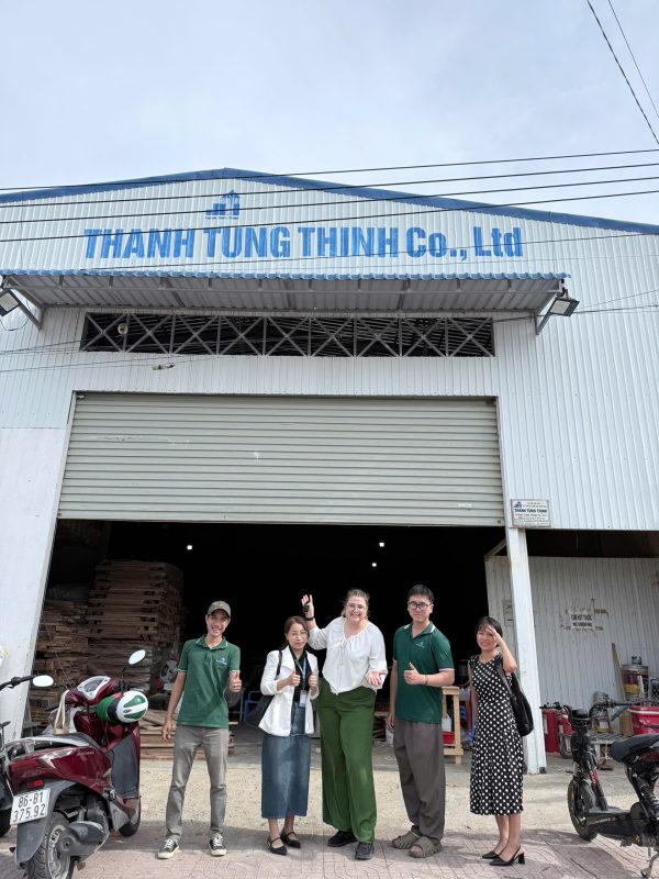 Thanh Tung Thinh's partner at our factory