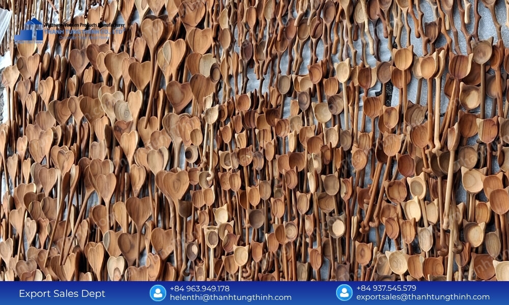 Buy Wooden Spoons in Bulk: What You Need to Know Before Ordering