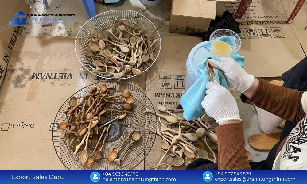 Partner with a Top OEM Wooden Spoon Manufacturer Today