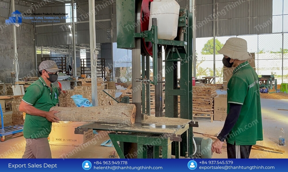 Sourcing Globally: Why Choose a Southeast Asian Acacia Wood Cutting Board Supplier