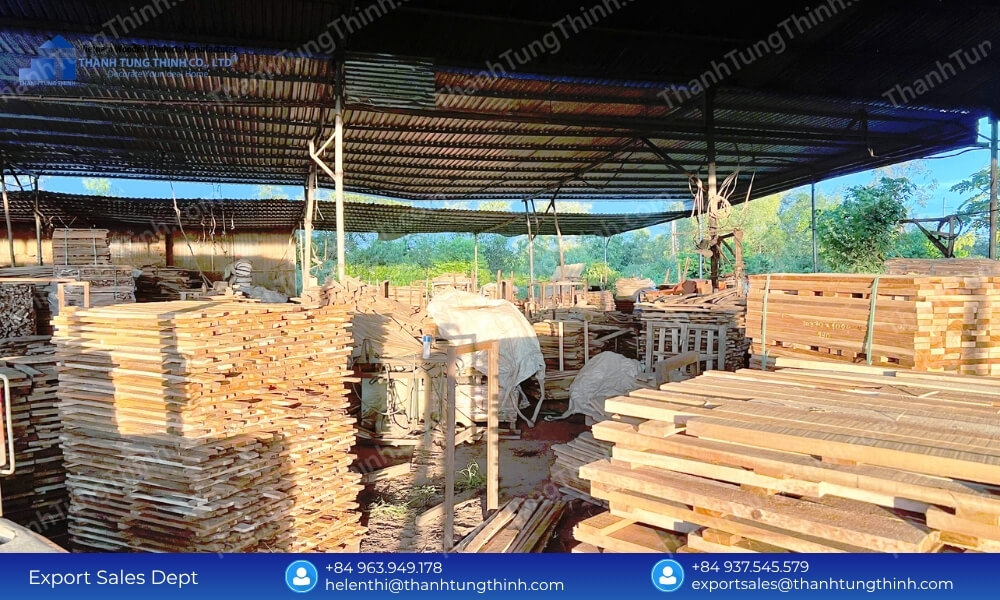 Wholesale Acacia Wood Kitchenware Source: Direct Factory B2B Rates