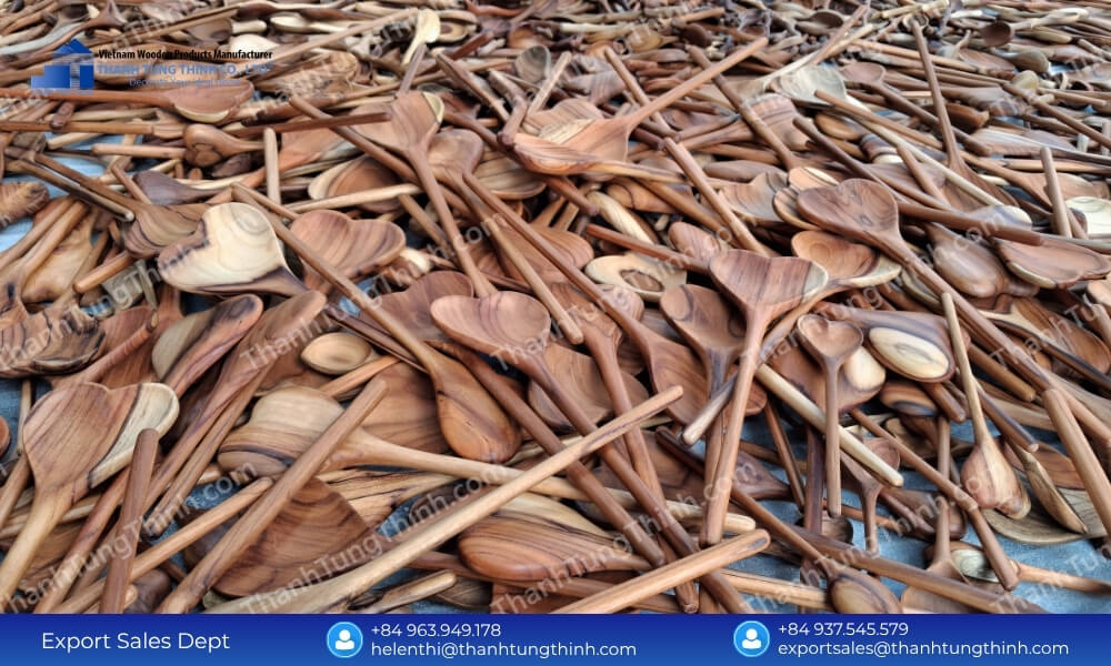 Bulk Sourcing Secrets: Balancing Durability with Wooden Spoon Wholesale Price