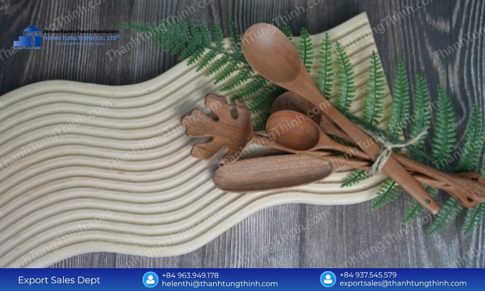Premium Wooden Spoon for Restaurant Supply & Food Services