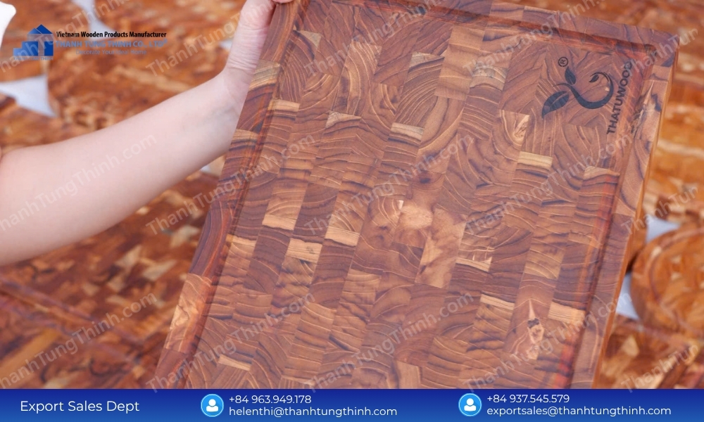 Branded Corporate Favors: Custom Engraved Teak Cutting Board Bulk
