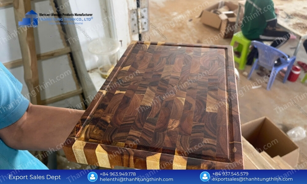 Certified Teak Wood Cutting Board Manufacturer: Strict Quality Control System