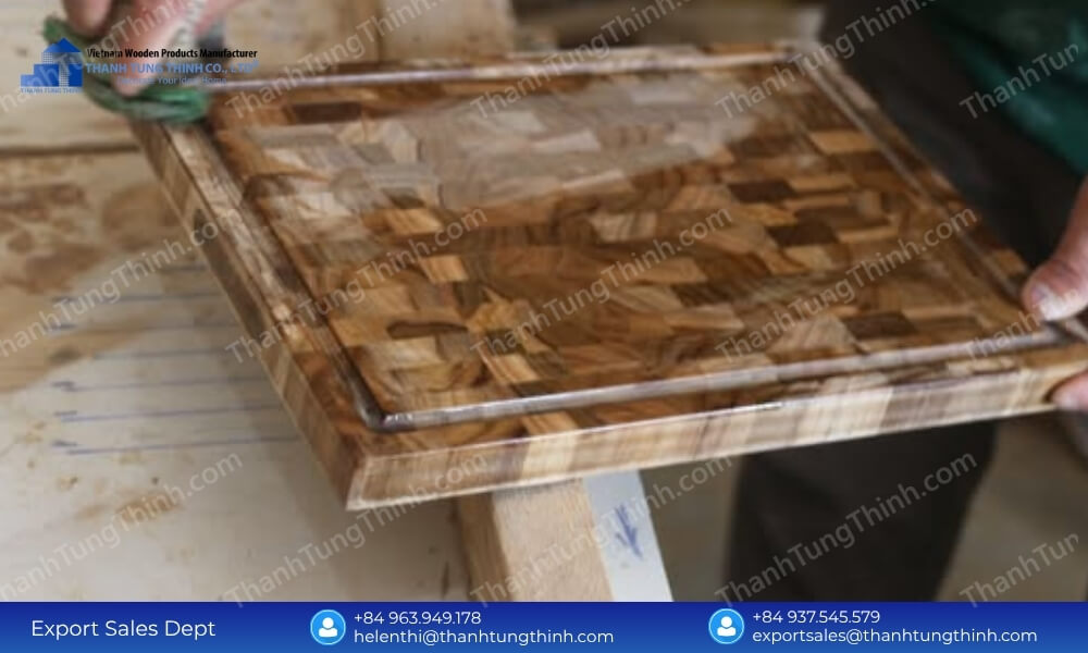 Certified Teak Wood Cutting Board Manufacturer: Strict Quality Control System