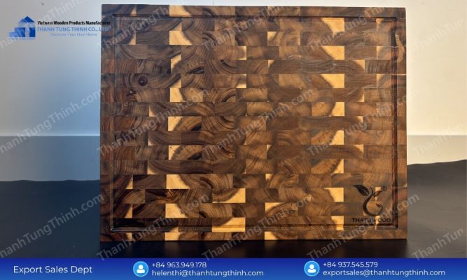 Custom Wholesale Laser Engraved Wooden Boards: Precision Etching