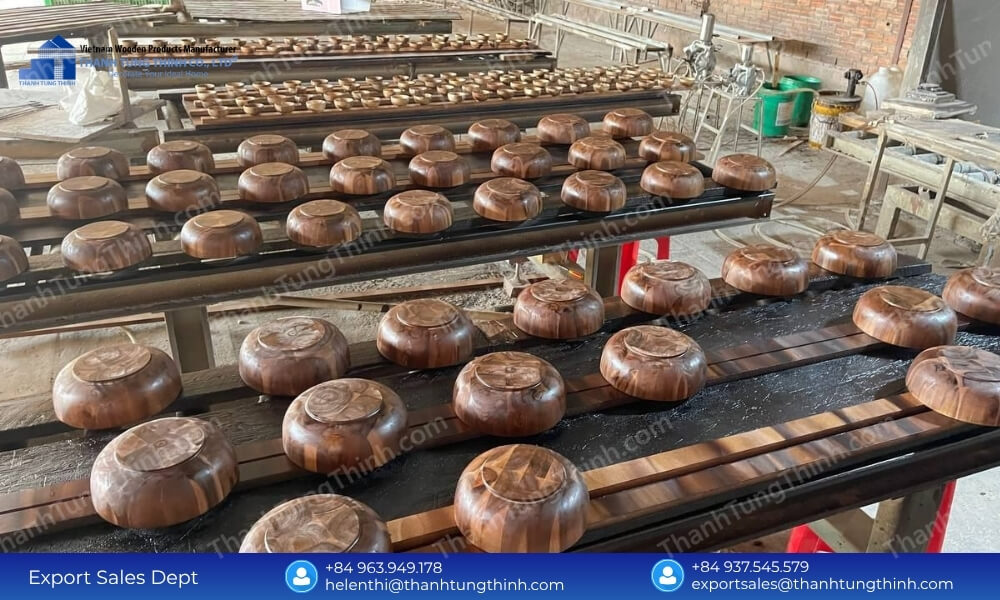 bulk wooden bowls factory food grade compliance coating assembly line