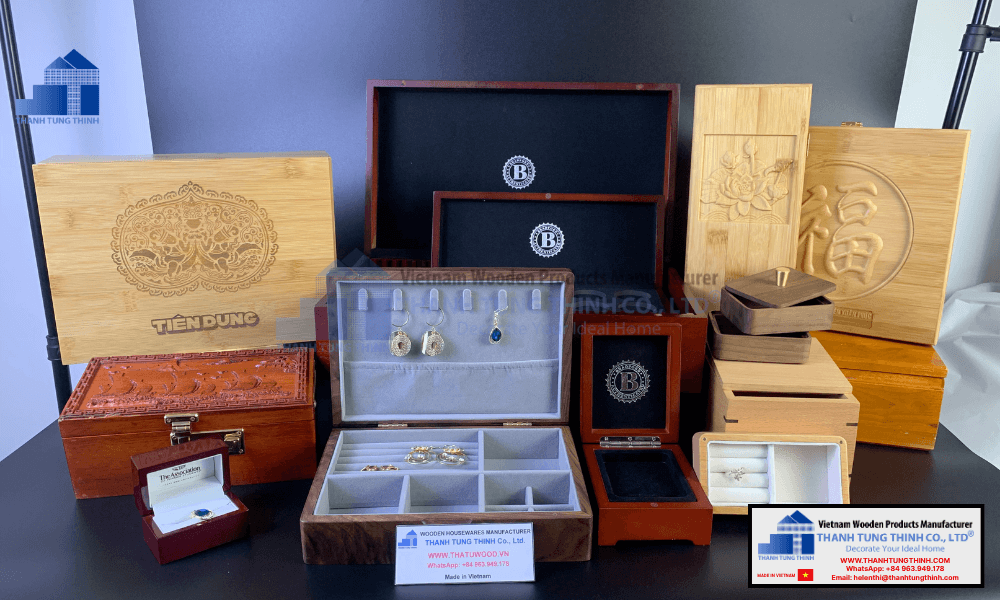 premium display of wholesale high quality wooden jewelry boxes with plush velvet interiors
