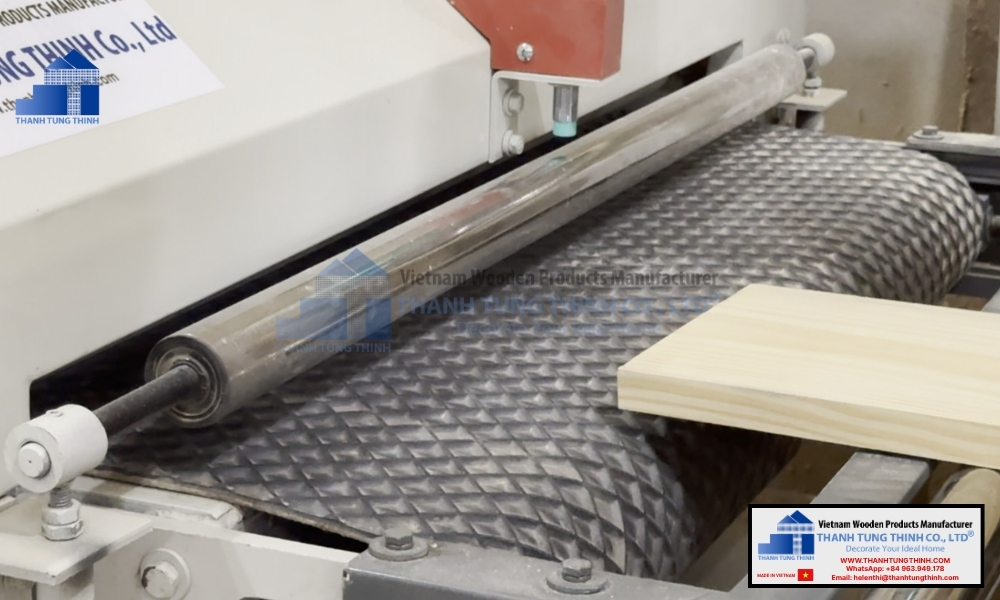 Advanced industrial woodworking machinery for mass production of fancy wooden jewelry boxes