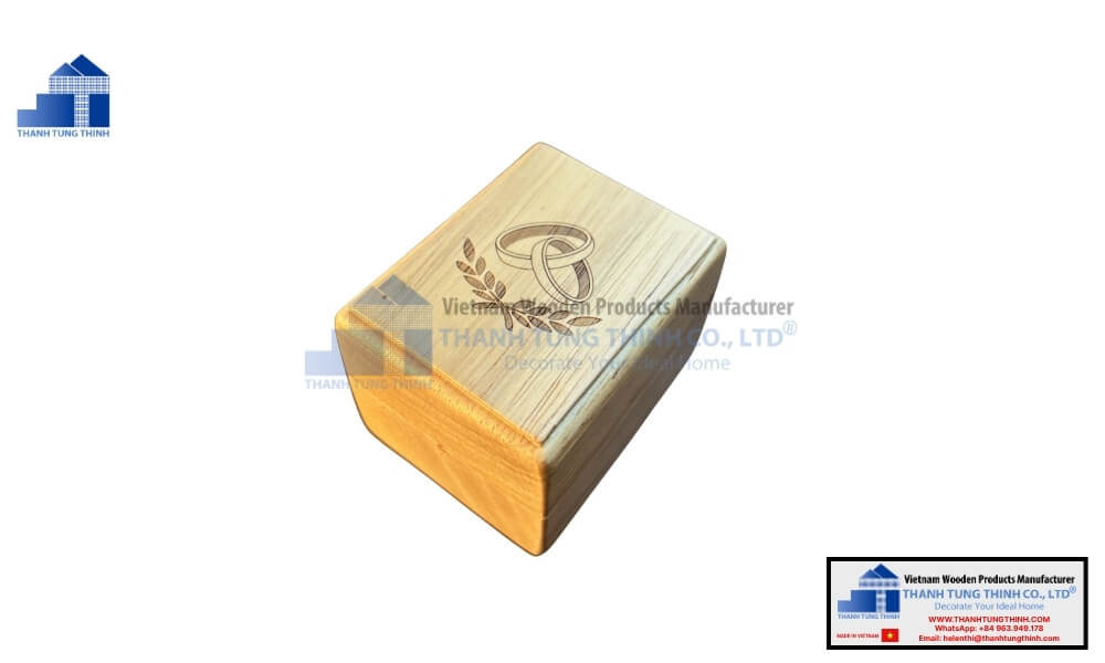 Exquisite Custom-Engraved Wooden Jewelry Box