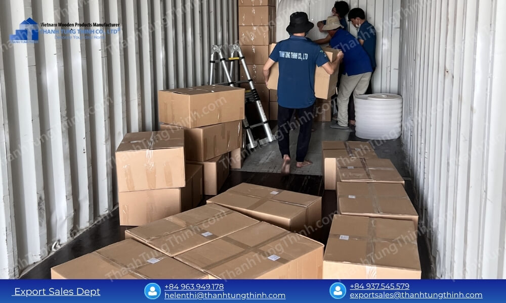 Professional export operations ensure your wooden bowl MOQ is handled with care for global transit
