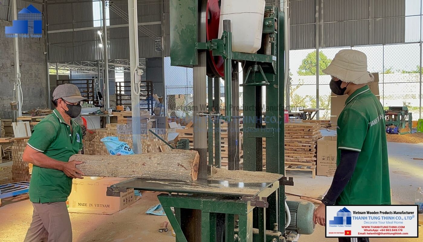 Teak and Rubberwood Checkered Cutting Board manufacturer in Vietnam