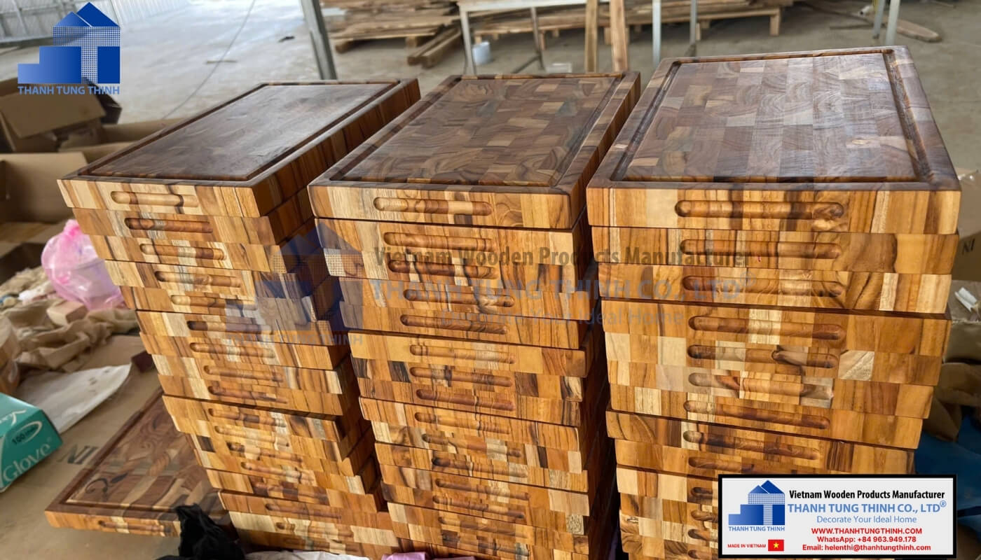 Teak End Grain Cutting Board bulk wholesale production in Vietnam