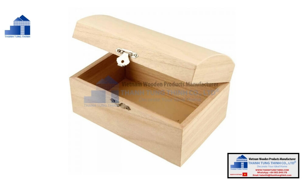 natural unfinished plain wooden jewelry boxes with metal clasp